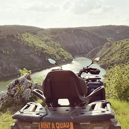 Stari Jasen Uvac בית הארחה