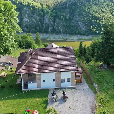 בית הארחה Stari Jasen Uvac סייניצה