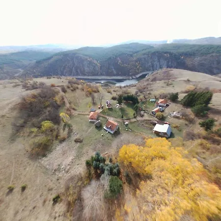 Stari Jasen Uvac בית הארחה